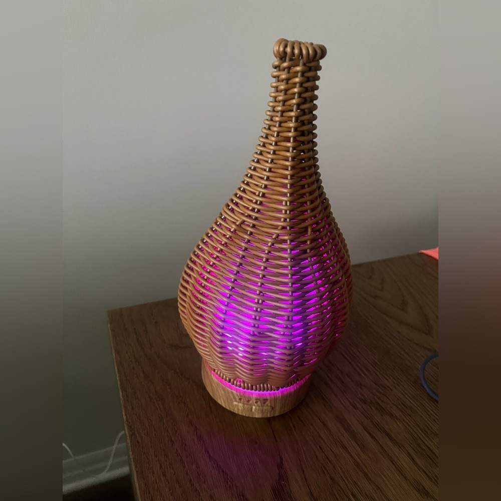 Natural Wicker Diffuser with Light - - Picture 11 of 12